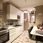 Le Cosy 40 - Maison Typique Au Centre De 펜션 말메디
