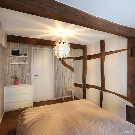 Le Cosy 40 - Maison Typique Au Centre De Мальмеди